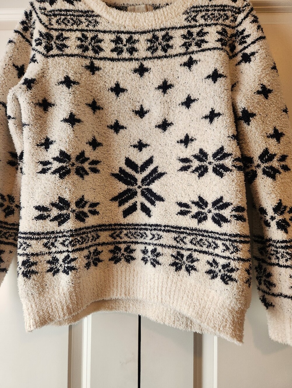 Barefoot Dreams Faire Isle Sweater - Picture 6 of 6